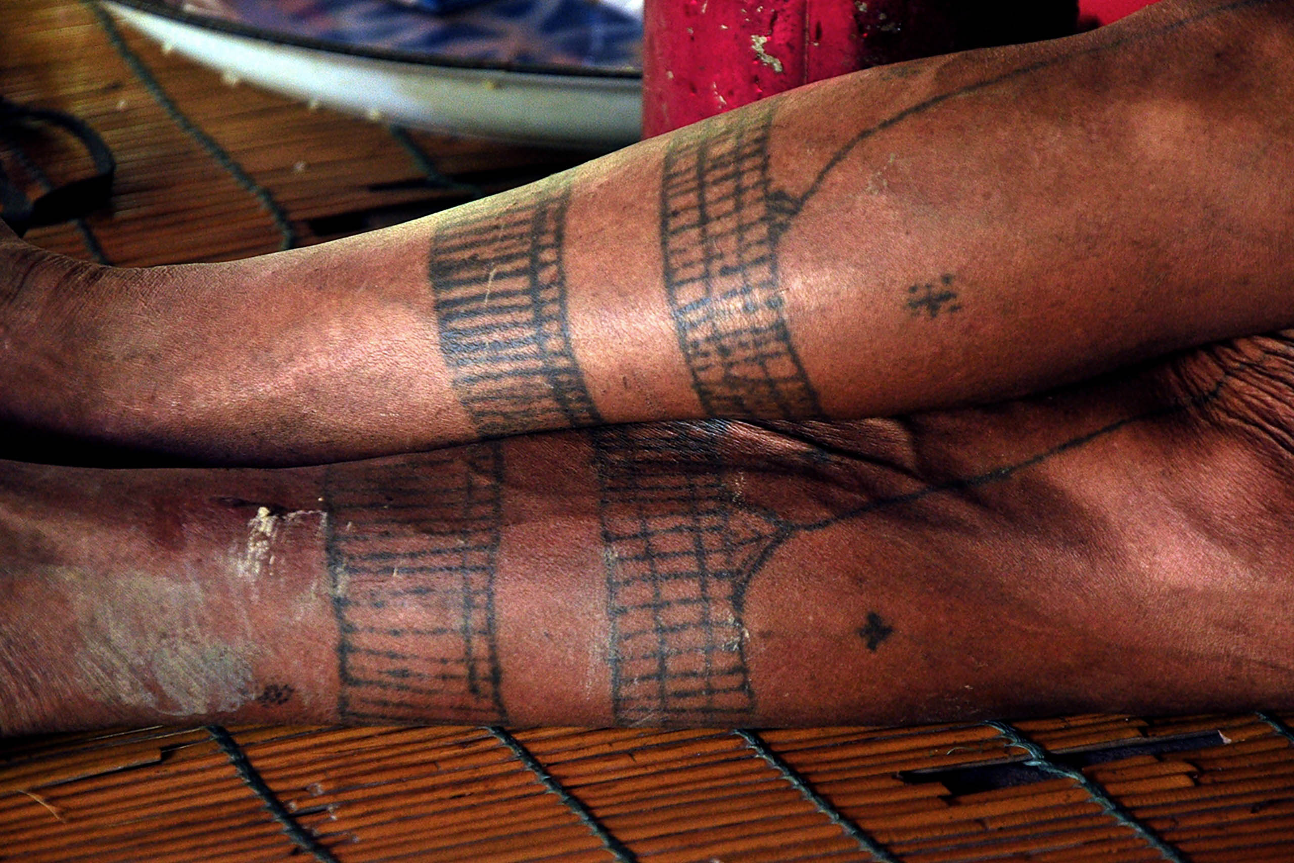 Le tatouage et le chaman : le savoir ancestral