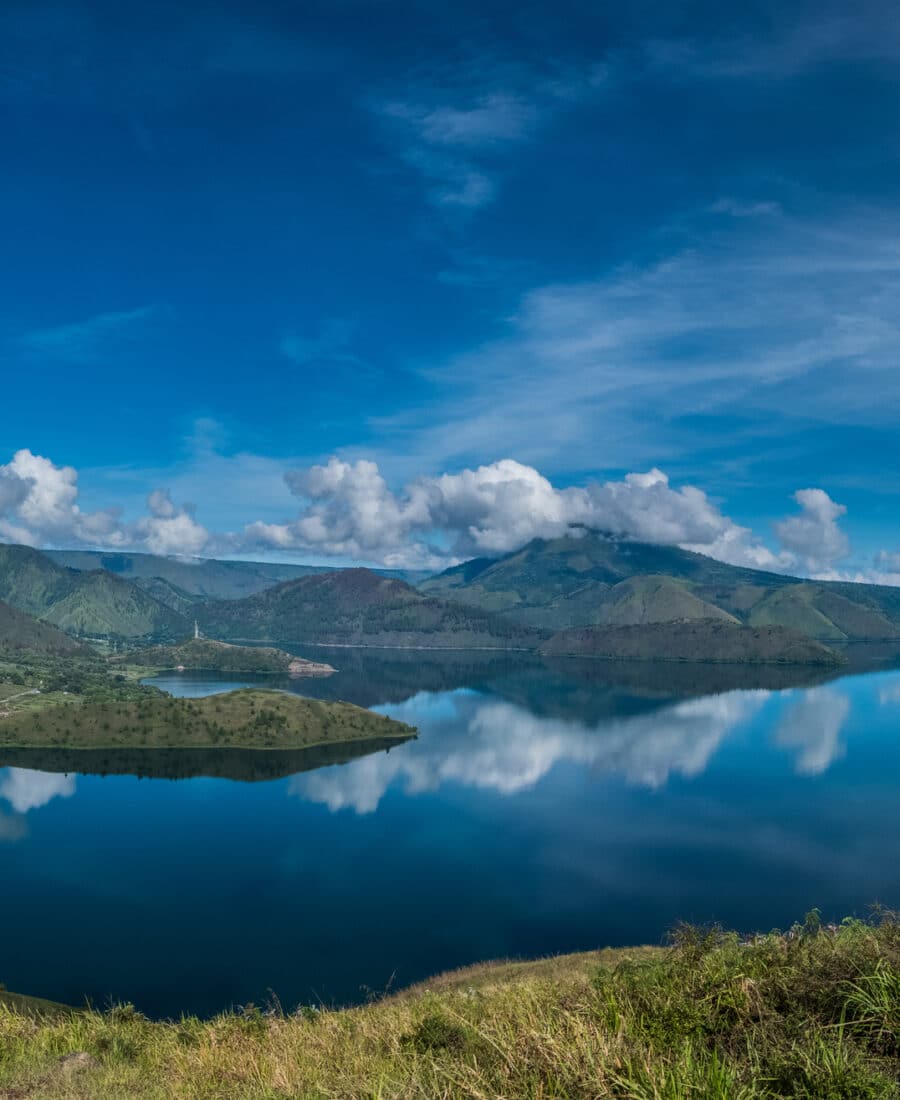 Culture Batak et Minangkabau — *Deux mondes, une île*